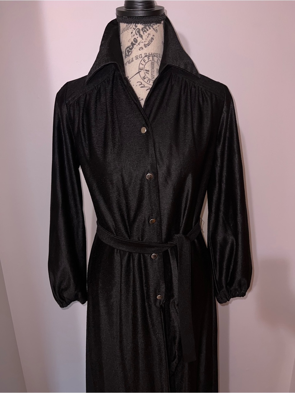 VTG 70s Dedra Designs Liquid Black Knit Maxi Shirtdress Snap Front Size 10 - Picture 2 of 14
